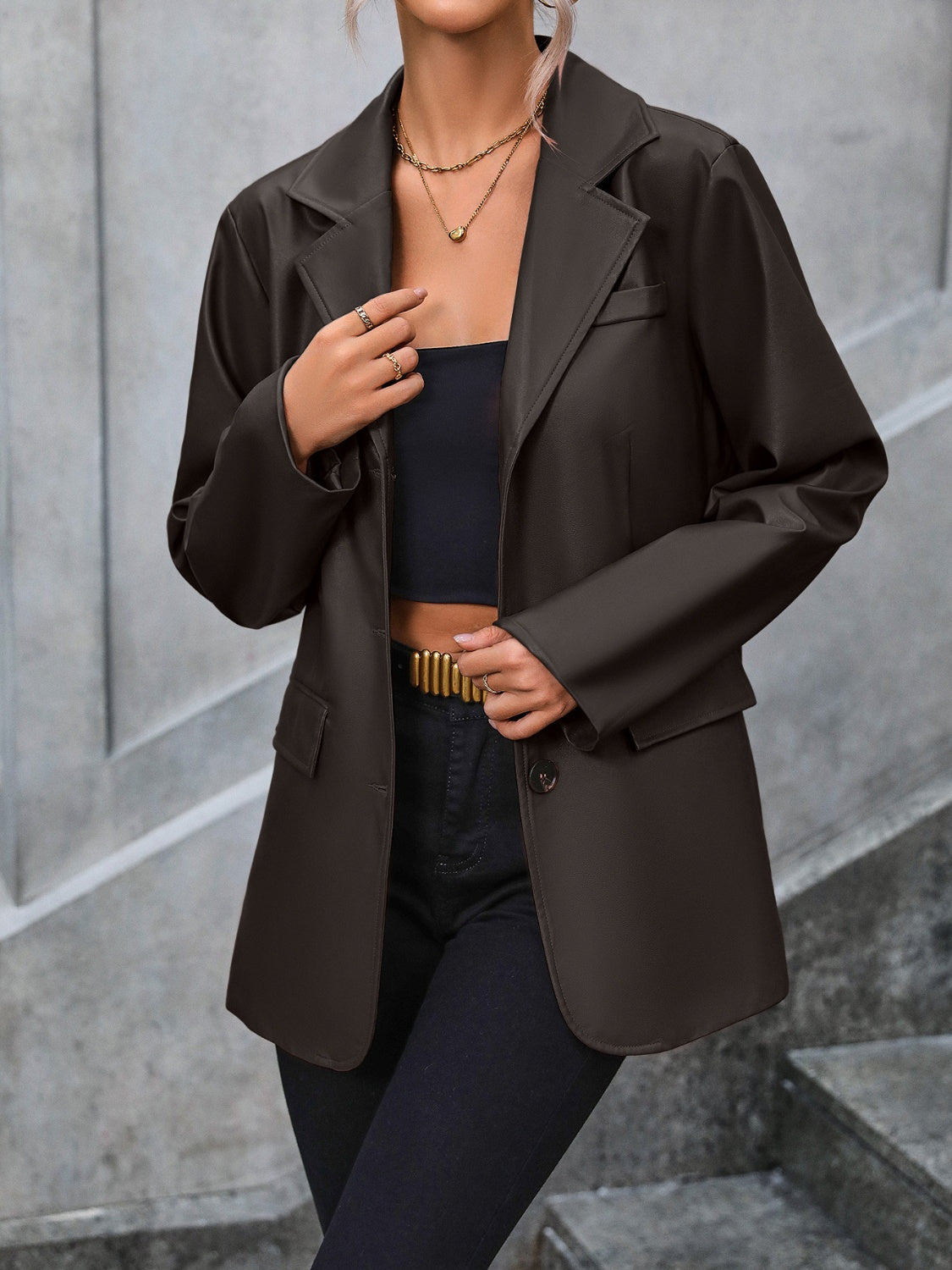 Barranca Pocketed Button Up Collared Neck Blazer