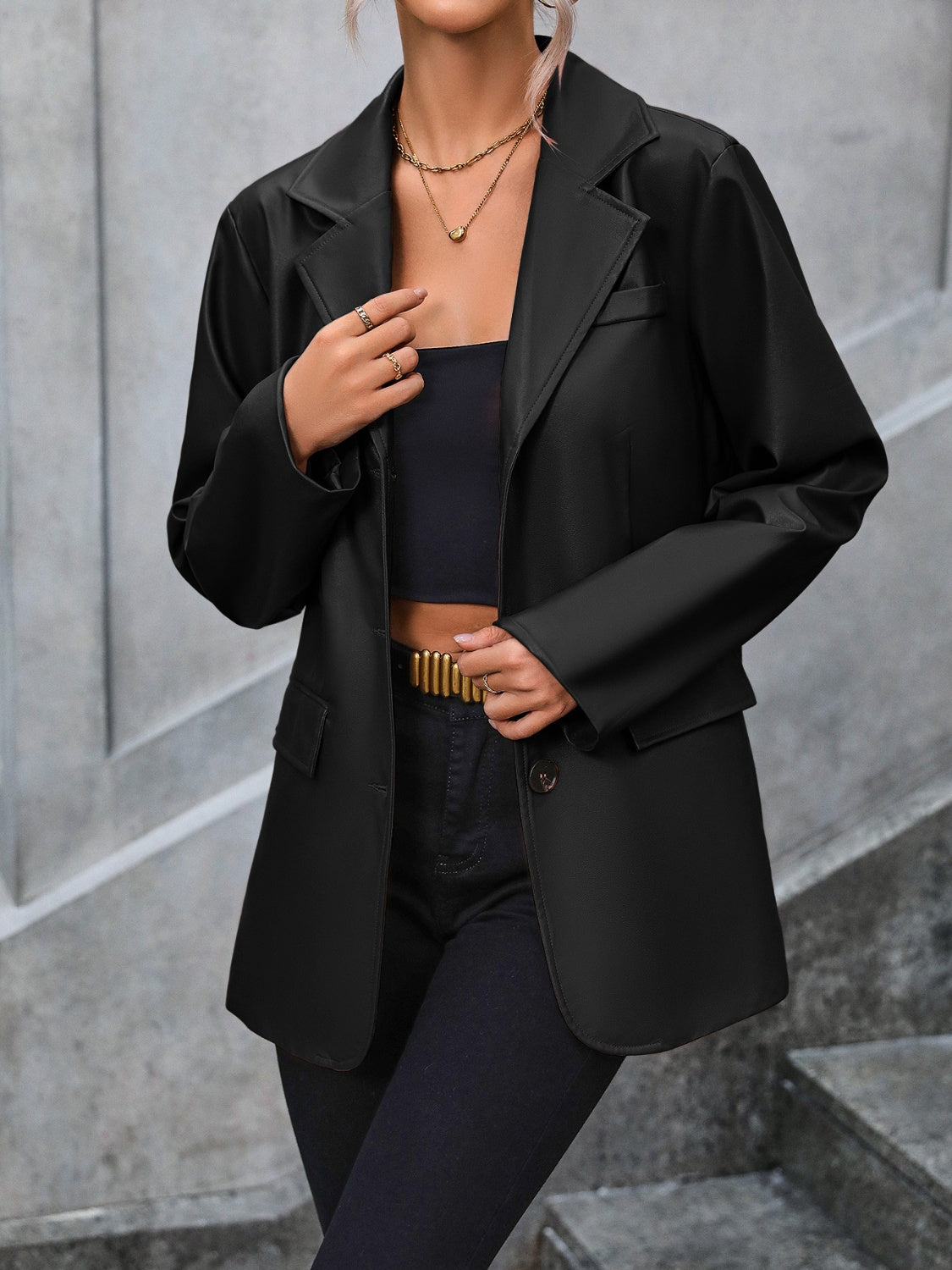 Barranca Pocketed Button Up Collared Neck Blazer