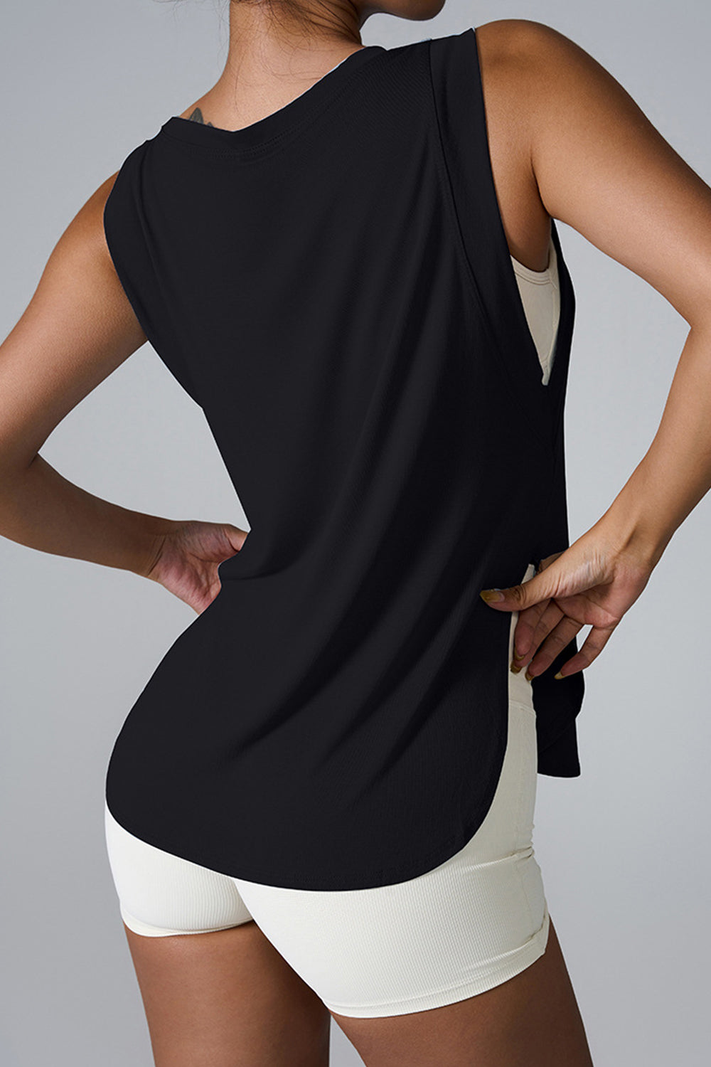 Slay Slit Round Neck Active Tank