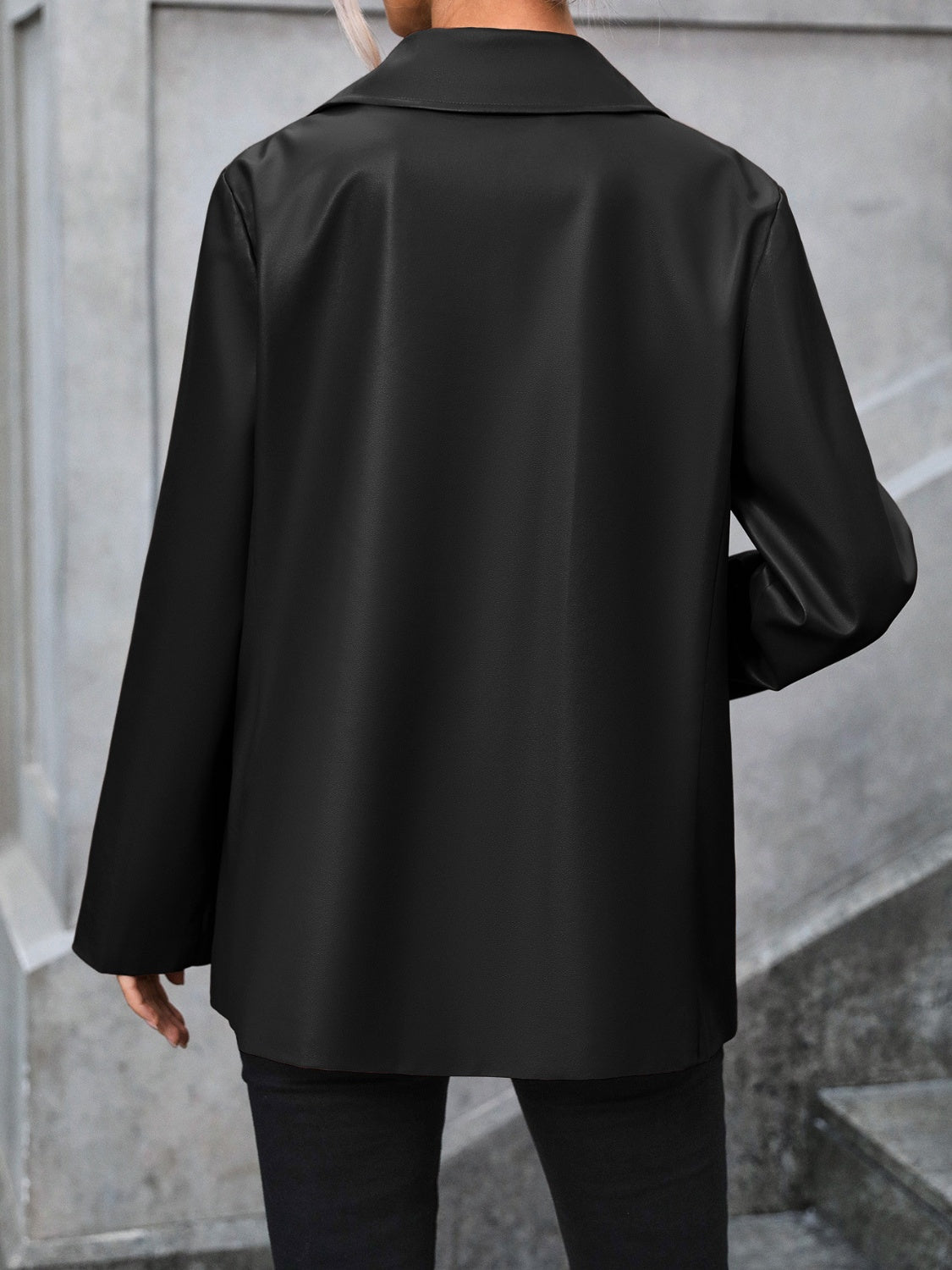 Barranca Pocketed Button Up Collared Neck Blazer